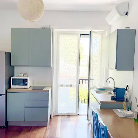 Apartment Urban Studio, A Modern In *